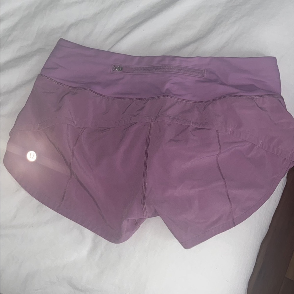 Lululemon speed up low rise shorts